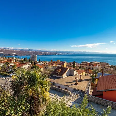 Charmante Vilma In Abbazia